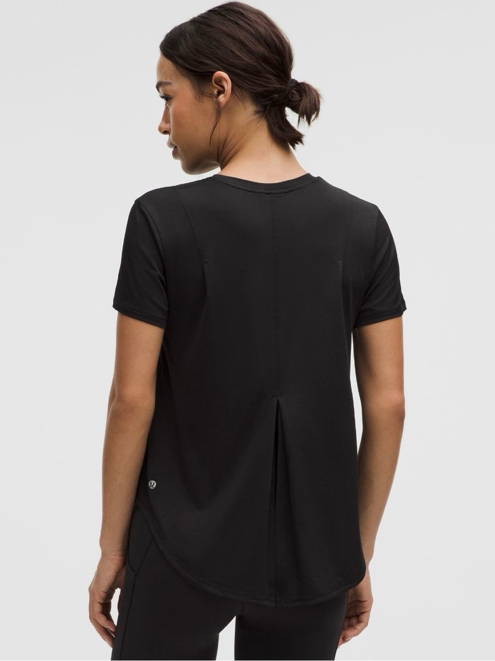 lululemon Lightweight Split-Back Training T-Shirt - Picture 3 of 7